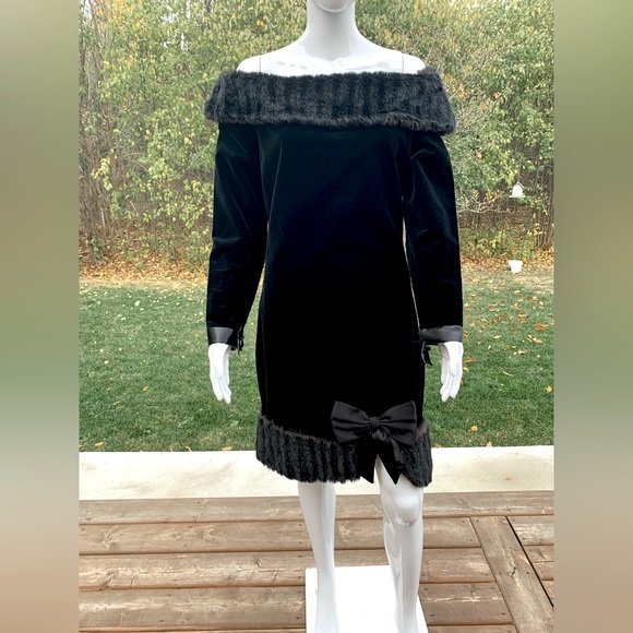 Black coton velvet mini prom party Dress fur boat neck fur hemline big satin bow - Picture 1 of 16